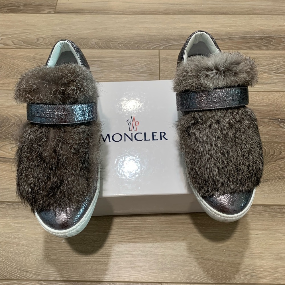 100% authentic Moncler Lucie scarpa sneaker silver metallic fur 39 us 9